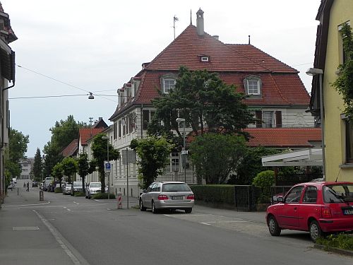 Kaiserstraße. Rechts: Gasthaus "Herzog Karl"